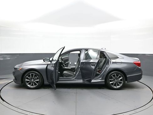 Certified 2021 Honda Accord EX-L image 43