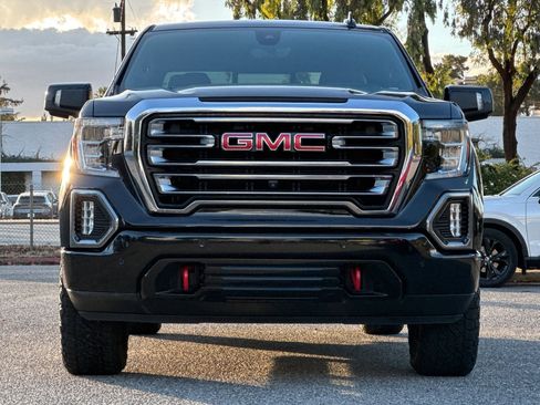 Used 2020 GMC Sierra 1500 AT4 w/ AT4 Premium Package image 9
