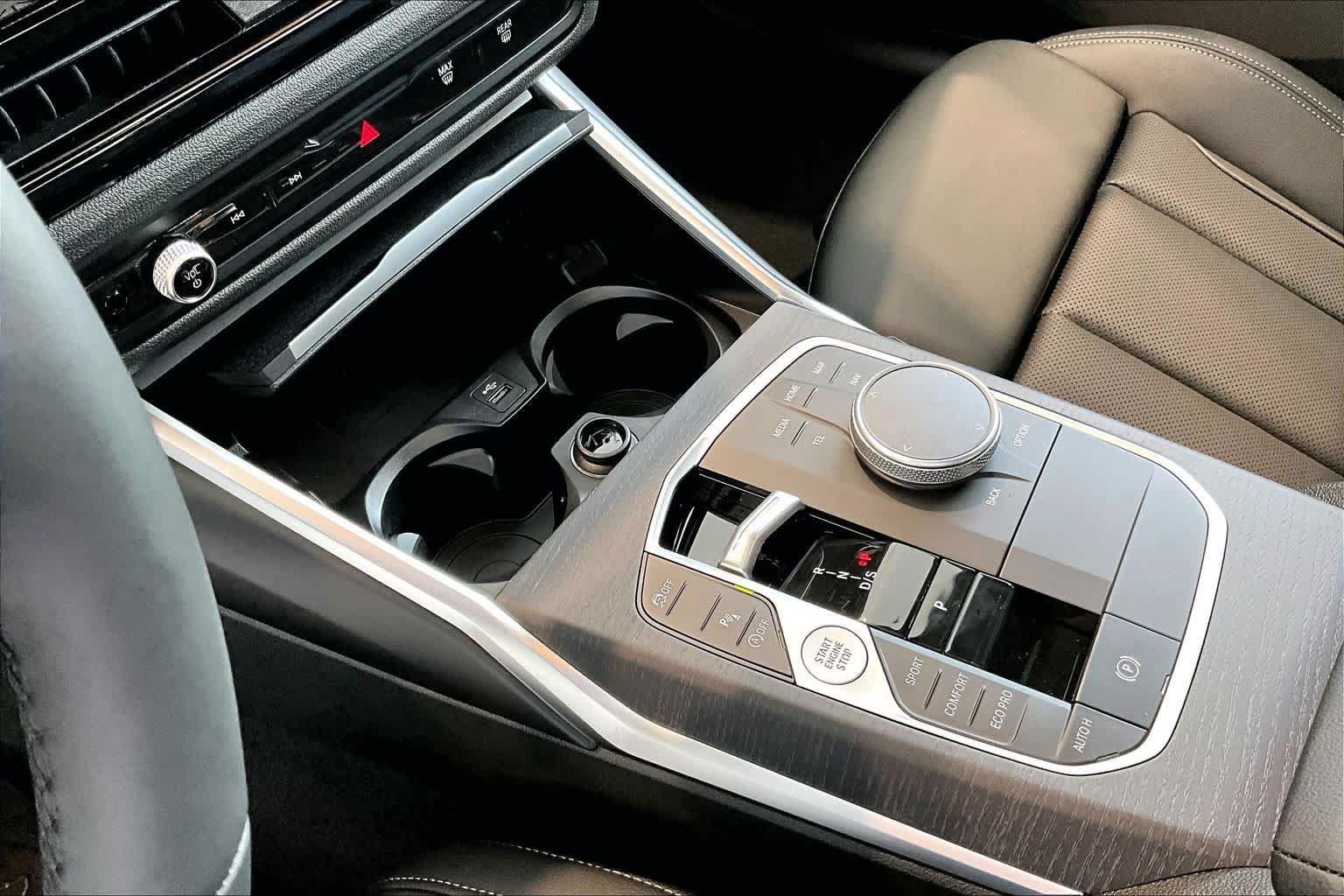 New 2026 BMW 330i Sedan w/ M Sport Package RWD image 8