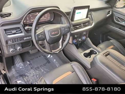 Used 2023 GMC Yukon XL AT4 w/ AT4 Premium Package AWD/4WD image 10