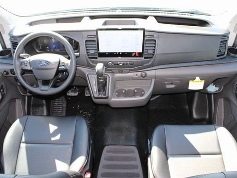 New 2026 Ford Transit 250 148 Medium Roof w/ Load Area Protection Package RWD image 10