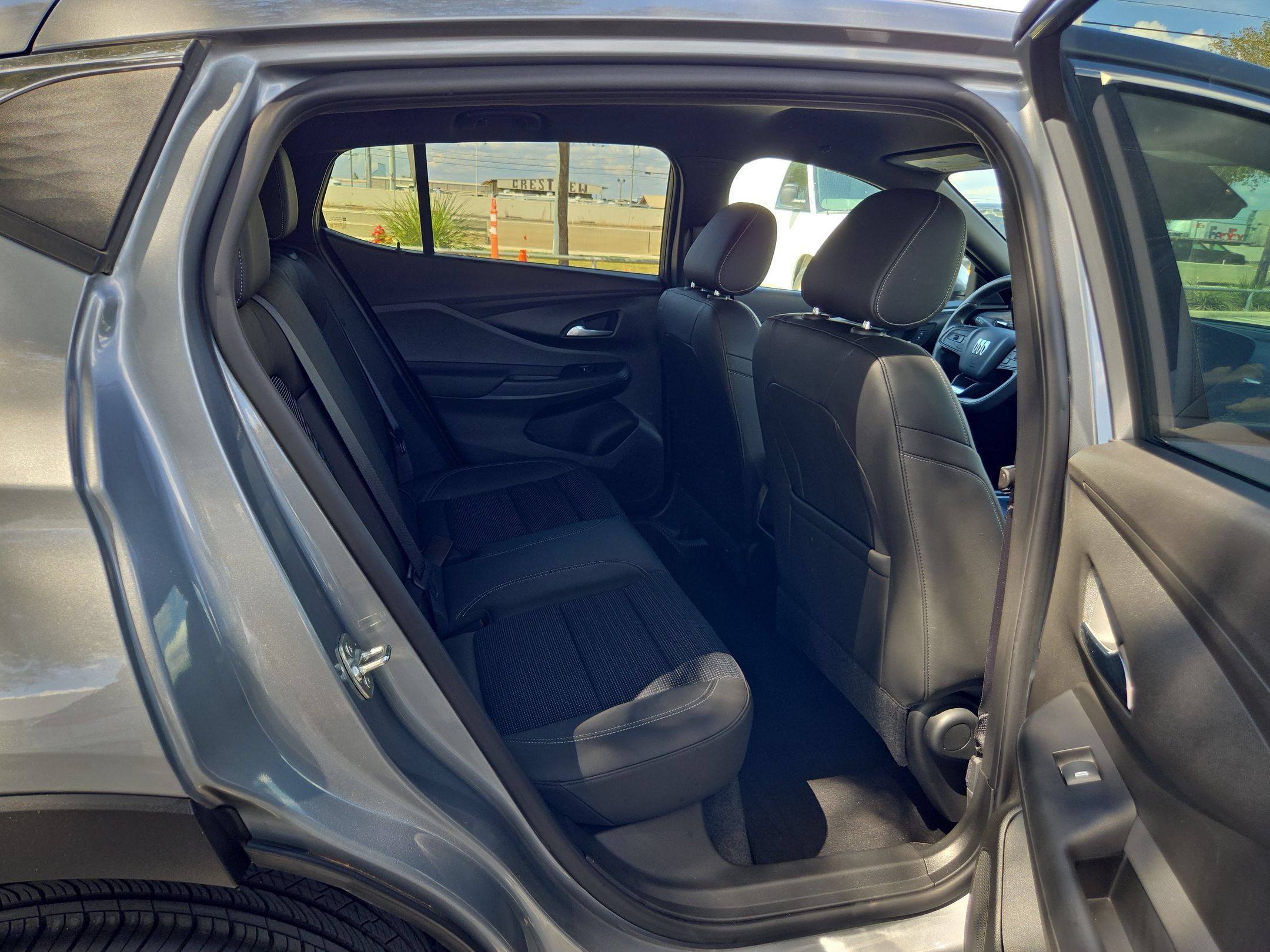 Certified 2024 Buick Envista Preferred w/ Advanced Safety Package FWD image 24