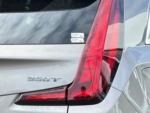 Used 2024 Cadillac XT4 Premium Luxury image 46