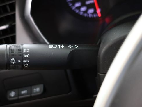 Used 2015 Chevrolet Corvette Stingray Coupe w/ 2LT Preferred Equipment Group image 23