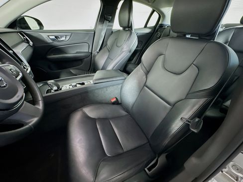 Used 2024 Volvo S60 B5 Core image 13