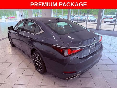 Certified 2024 Lexus ES 350 w/ Premium Package FWD image 5
