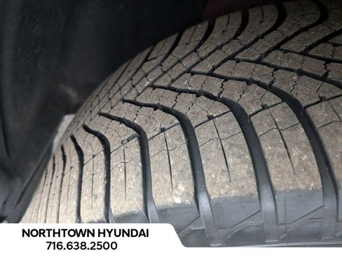 Used 2019 Jeep Cherokee Limited image 42