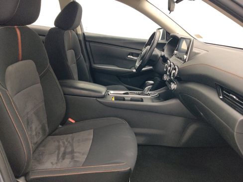 Used 2023 Nissan Sentra SR w/ Midnight Edition Package FWD image 21