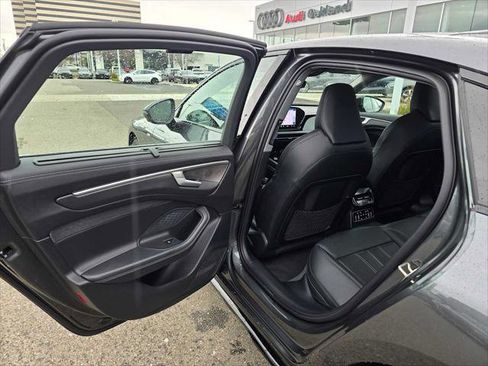 New 2026 Audi A6 Premium Plus image 17