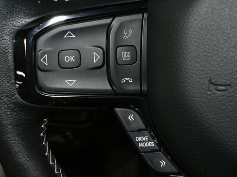 Used 2025 RAM 1500 Limited AWD/4WD image 27
