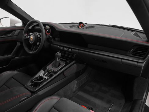 Used 2023 Porsche 911 GT3 image 32