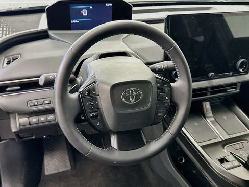 Used 2026 Toyota bZ AWD/4WD image 18