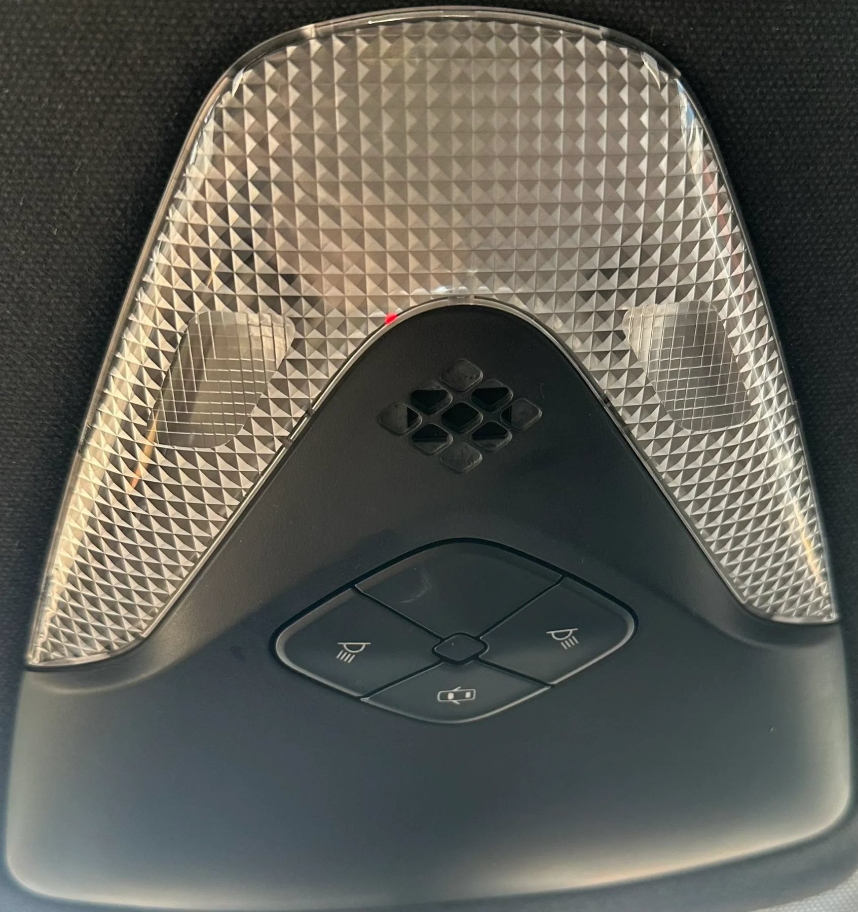Used 2018 Toyota C-HR XLE FWD image 24