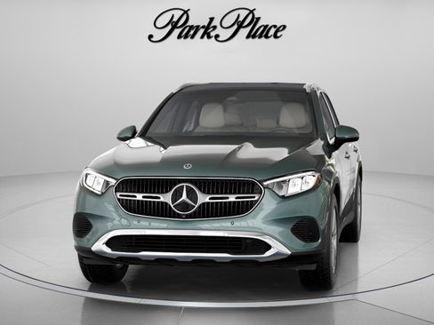 Used 2026 Mercedes-Benz GLC 300 image 36