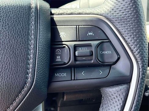 Used 2024 Toyota Tacoma TRD Sport image 25