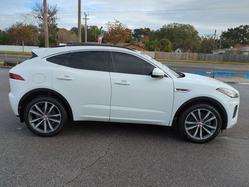 Used 2019 Jaguar E-PACE R-Dynamic HSE image 3