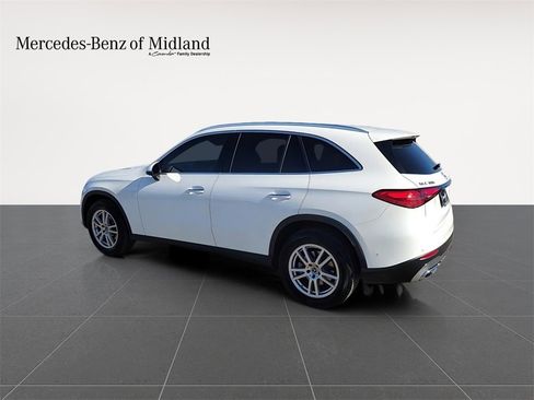 Used 2025 Mercedes-Benz GLC 300 4MATIC image 6