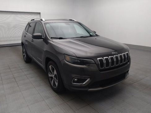 Used 2019 Jeep Cherokee Limited FWD image 13