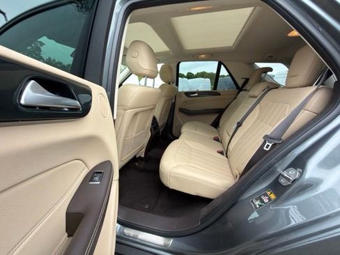 Used 2018 Mercedes-Benz GLE 350 4MATIC image 12