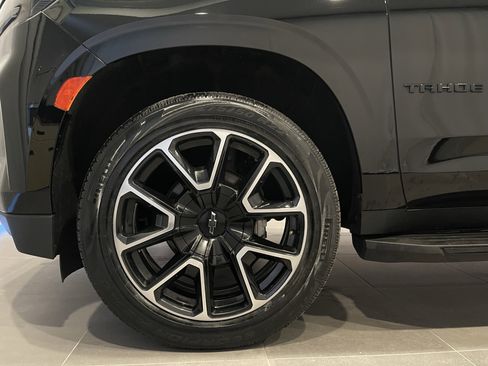 Used 2021 Chevrolet Tahoe RST w/ Luxury Package image 7