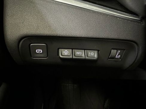 Certified 2023 Buick Enclave Avenir w/ Avenir Technology Package image 12