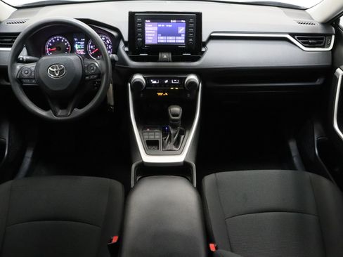 Used 2021 Toyota RAV4 LE AWD/4WD image 25