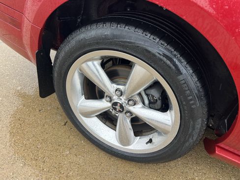 Used 2008 Ford Mustang GT RWD image 4