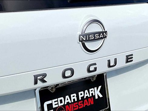 New 2026 Nissan Rogue S image 15