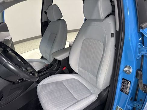 Used 2023 Hyundai Kona SEL w/ Convenience Package image 16