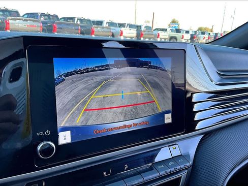 Certified 2025 Toyota Camry SE w/ Convenience Package image 26