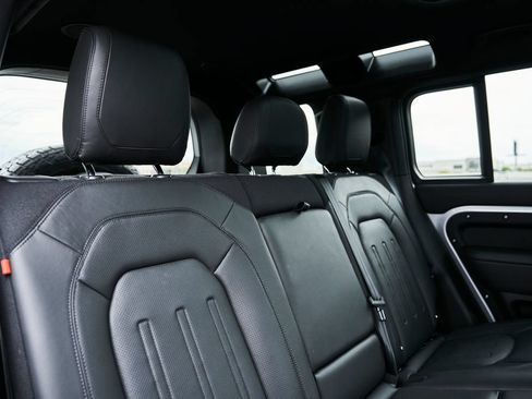 Used 2023 Land Rover Defender 110 X AWD/4WD image 48