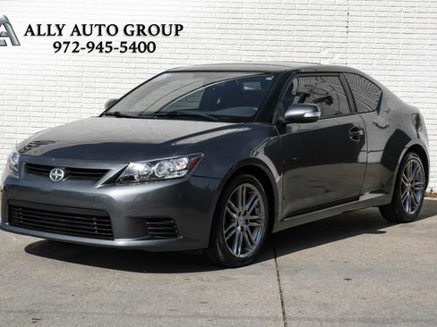 Used 2012 Scion tC image 1
