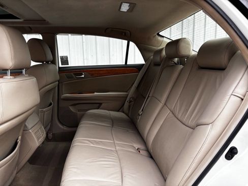 Used 2005 Toyota Avalon XLS image 13