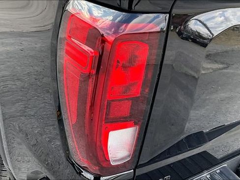 Used 2024 GMC Sierra 1500 Elevation w/ LPO, Elevation Black Package image 24