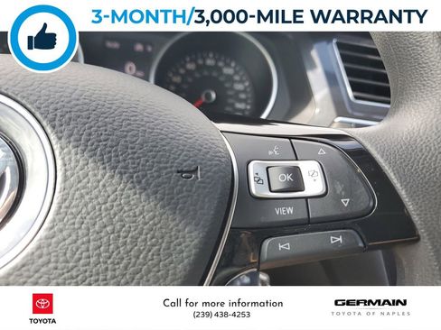 Used 2021 Volkswagen Tiguan S image 35