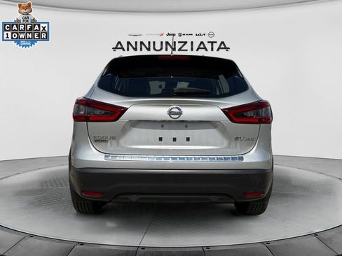 Used 2022 Nissan Rogue Sport SV w/ Technology Package AWD/4WD image 4