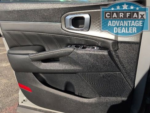 Used 2022 Kia Sorento SX image 15