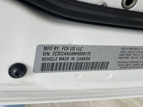 Used 2021 Chrysler 300 Touring L image 34