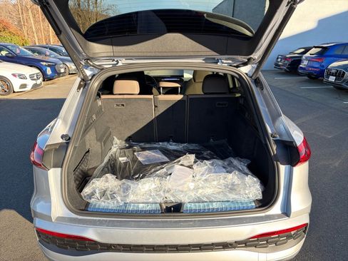 New 2025 Audi Q5 Premium Plus image 14