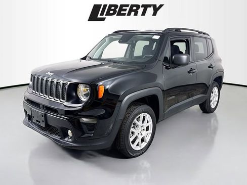 Used 2022 Jeep Renegade Latitude w/ Convenience Group image 3