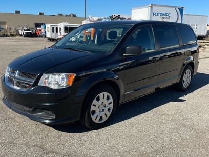 Used 2017 Dodge Grand Caravan SE w/ Power Window Group