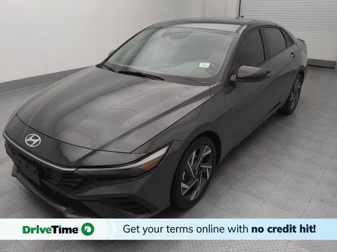 Used 2025 Hyundai Elantra Sport image 1