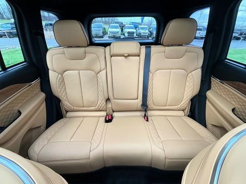 New 2026 Jeep Grand Cherokee Summit AWD/4WD image 32