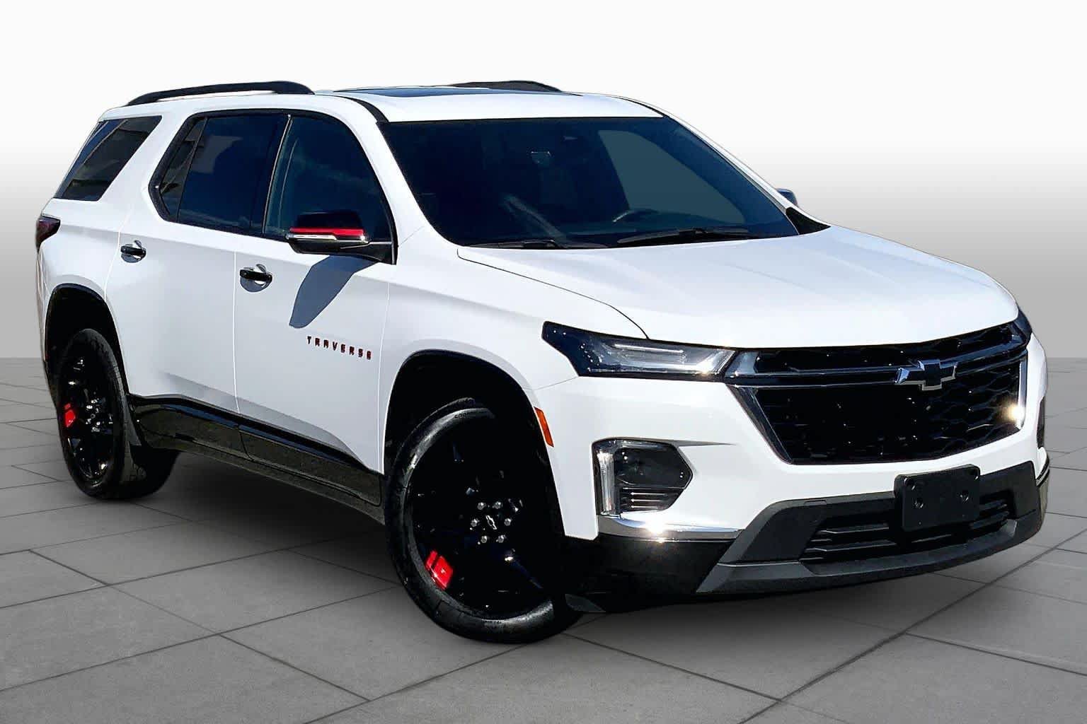 Certified 2023 Chevrolet Traverse Premier w/ Redline Edition AWD/4WD image 3