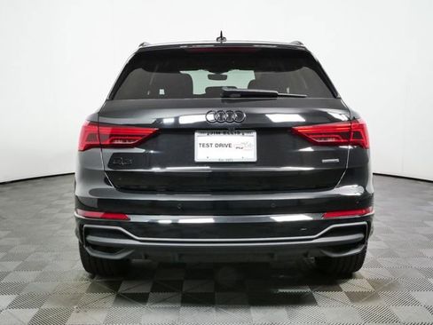 Used 2023 Audi Q3 2.0T Premium w/ Black Optic Sport Package AWD/4WD image 9