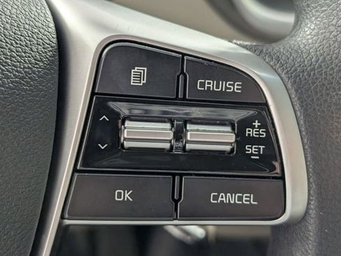 Used 2020 Kia Sorento LX FWD image 15