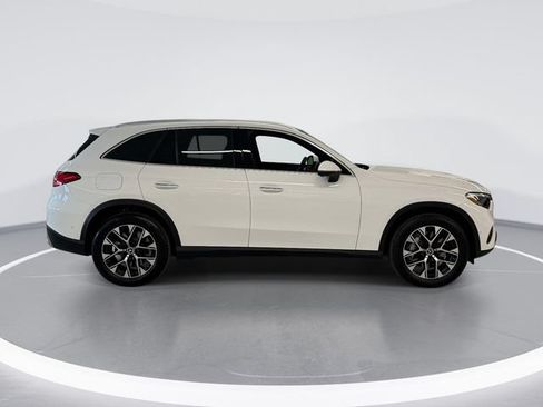 Certified 2025 Mercedes-Benz GLC 350e 4MATIC image 4
