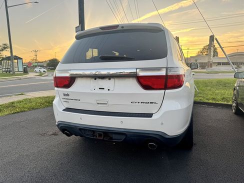 Used 2011 Dodge Durango Citadel w/ Trailer Tow Group IV image 4