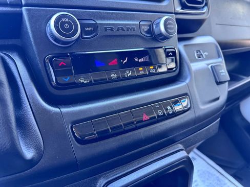 Used 2023 RAM ProMaster 2500 image 20