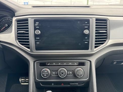Used 2021 Volkswagen Atlas SE w/ Panoramic Sunroof Package AWD/4WD image 23